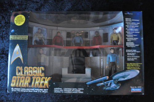 Classic Star Trek Bridge Collector Figure Set New