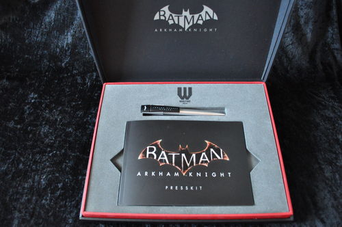 Batman Arkham Knight Wayne Tech Press Kit