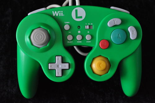 Hori Super Smash Bros Controller Luigi